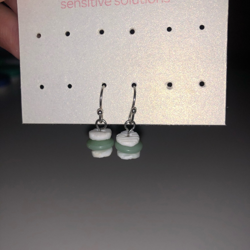 Dangle earrings